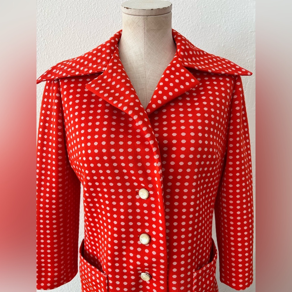 1970s Red Polka Dot Women's Blazer by Joseph Magnin - Picture 3 of 6